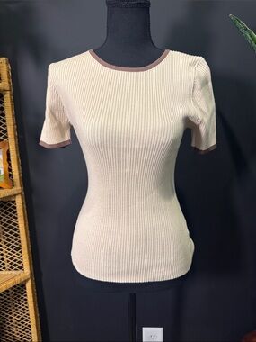 Slim Fit Cream Ribbed Short Sleeve Top with Brown Trim